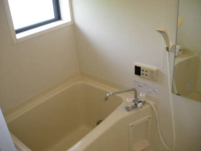 物件内観写真4　(バス／シャワールーム等)