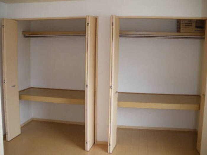 物件内観写真5　(収納)