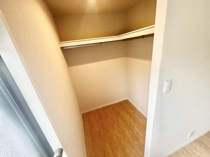 物件内観写真8　(収納)
