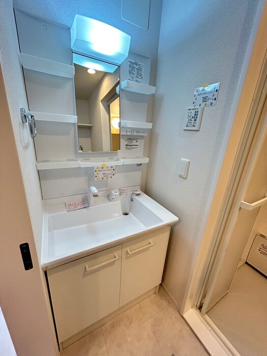 物件内観写真11　(洗面)