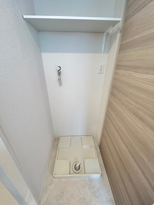 物件内観写真19　(洗濯機置場)