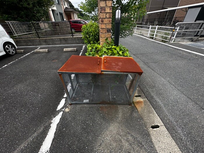 物件外観写真4　(建物設備)