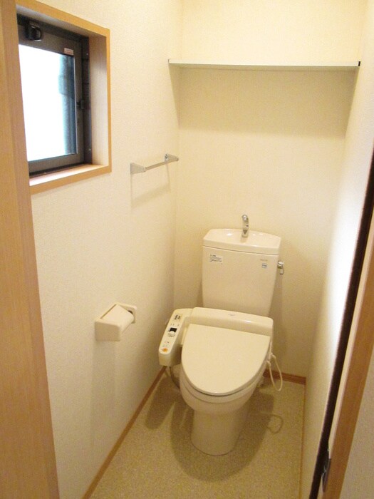 物件内観写真10　(トイレ)