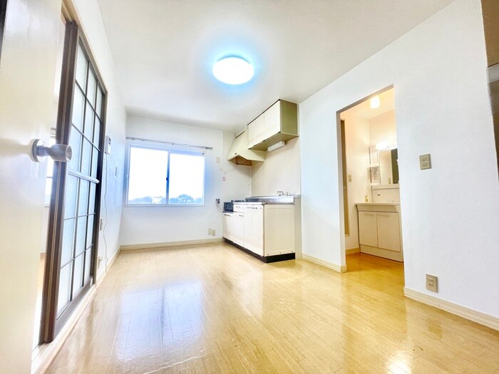 物件内観写真5　(居室)