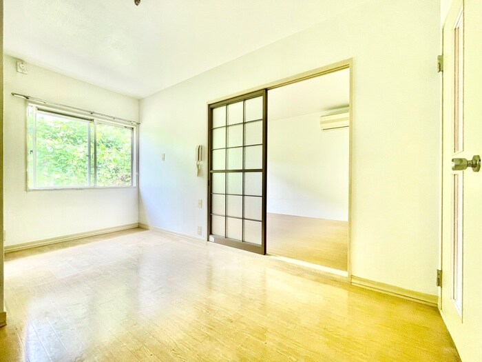 物件内観写真5　(居室)