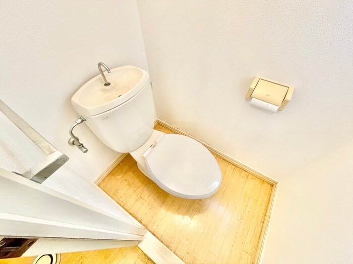 物件内観写真8　(トイレ)