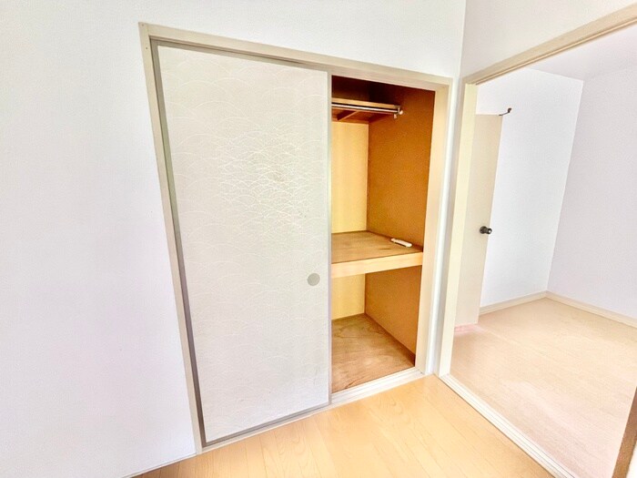 物件内観写真10　(収納)