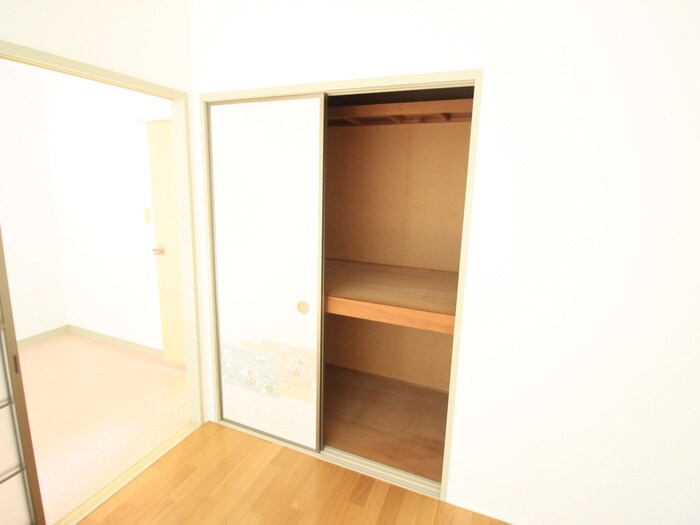 物件内観写真10　(収納)