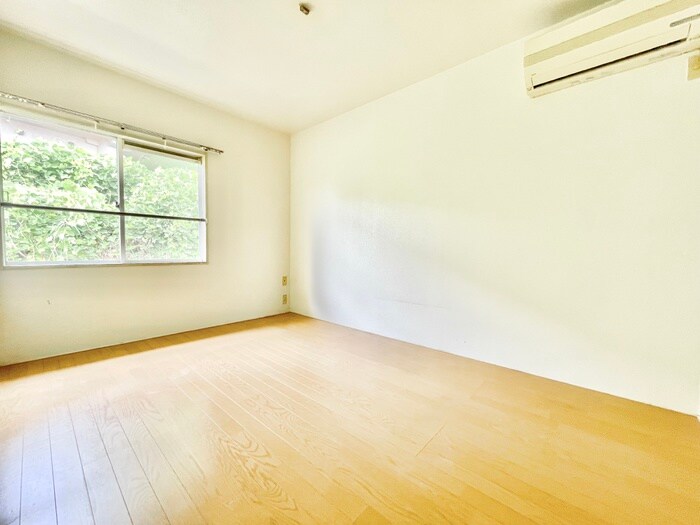 物件内観写真17　(居室)