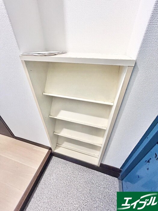 物件内観写真14　(靴箱)