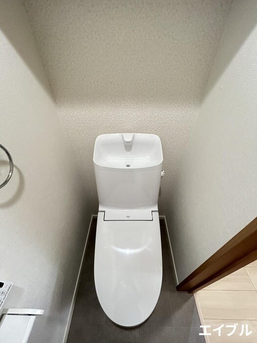 物件内観写真8　(トイレ)