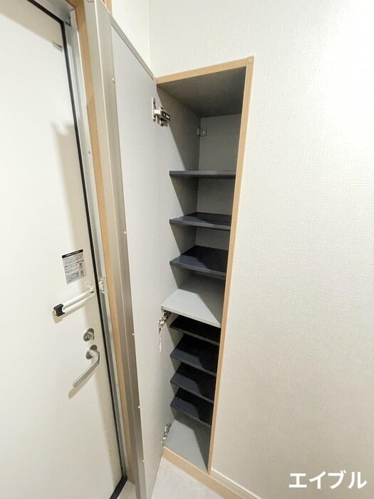 物件内観写真13　(靴箱)