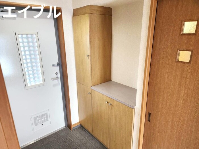 物件内観写真18　(靴箱)