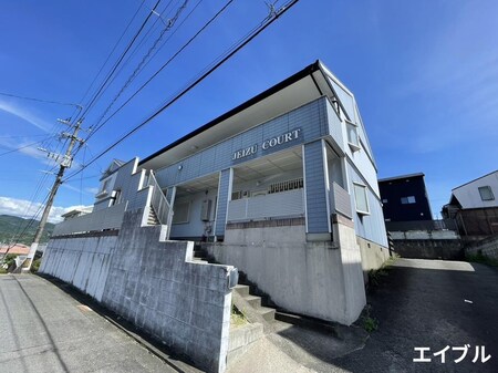 ＪＥＩＺＵ　ＣＯＵＲＴ外観写真