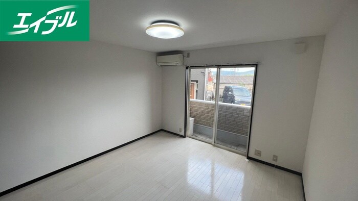 物件内観写真18　(居室)