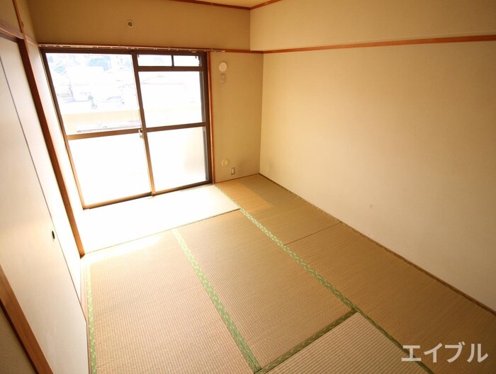 物件内観写真8　(居室)