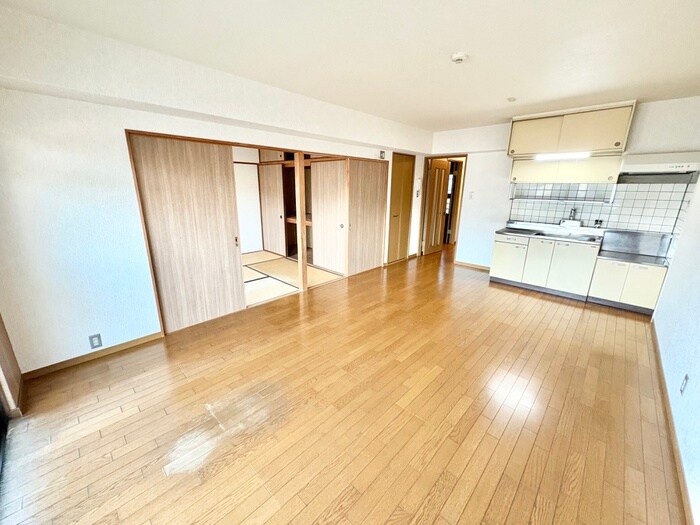 物件内観写真8　(居室)