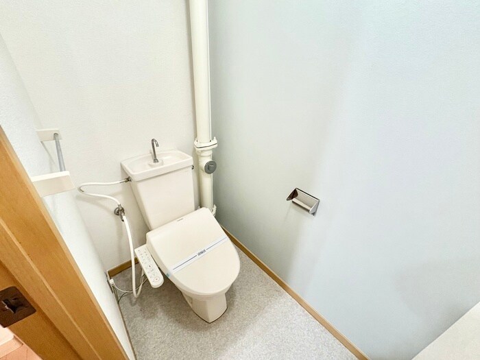 物件内観写真11　(トイレ)