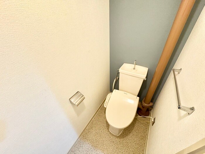 物件内観写真12　(トイレ)