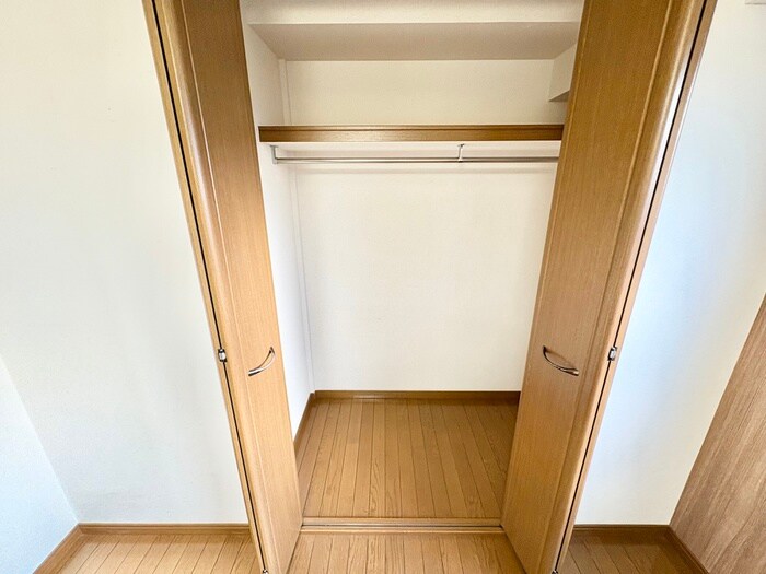 物件内観写真13　(収納)
