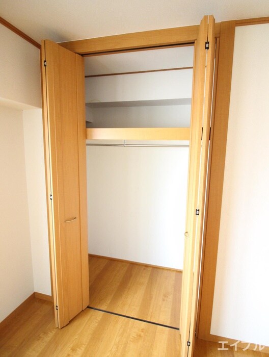 物件内観写真15　(収納)