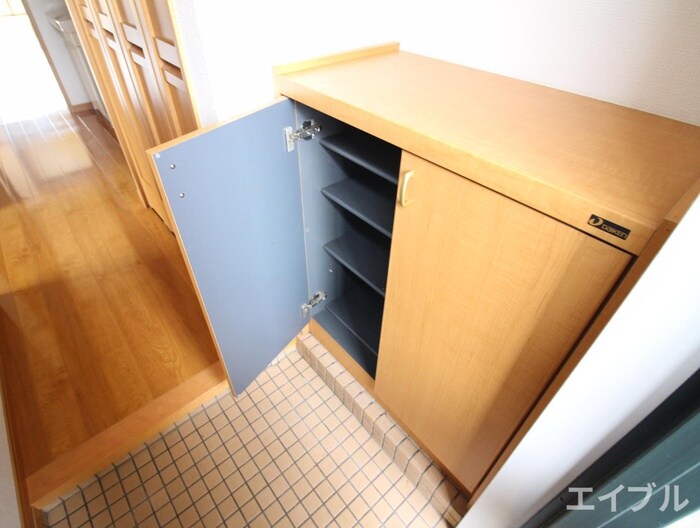 物件内観写真19　(靴箱)