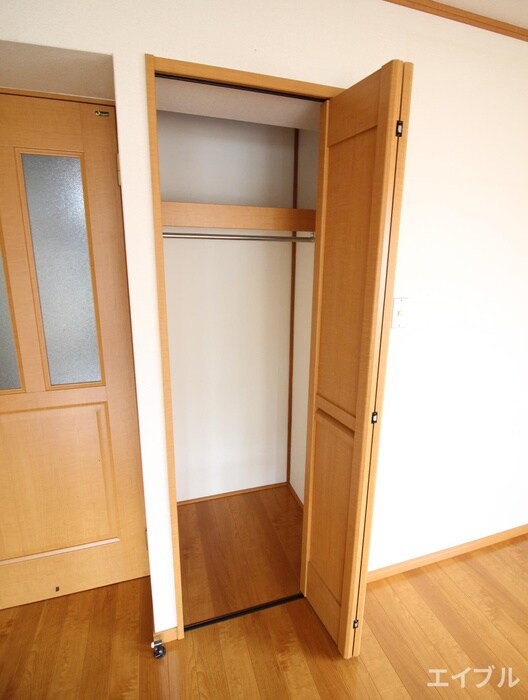 物件内観写真21　(収納)