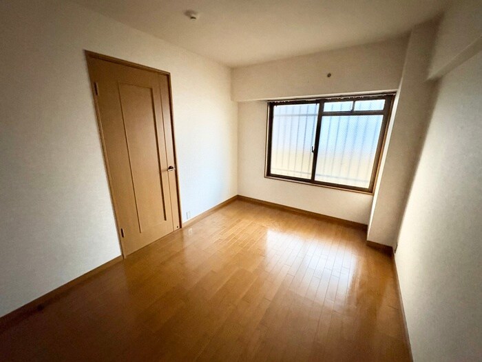 物件内観写真21　(居室)