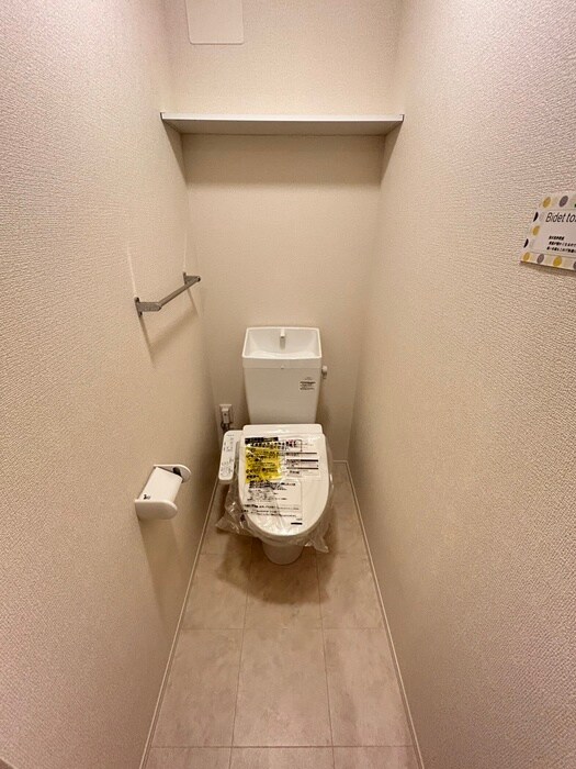 物件内観写真9　(トイレ)