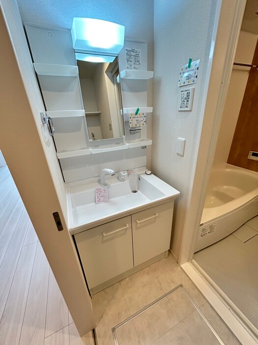 物件内観写真10　(洗面)