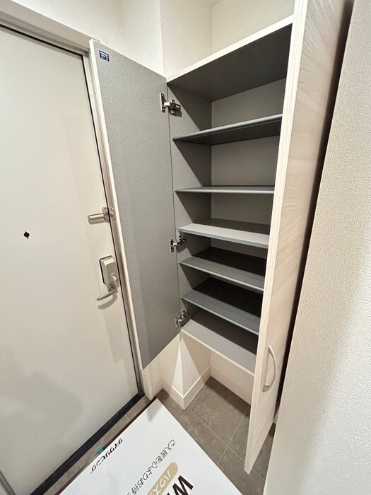 物件内観写真12　(靴箱)