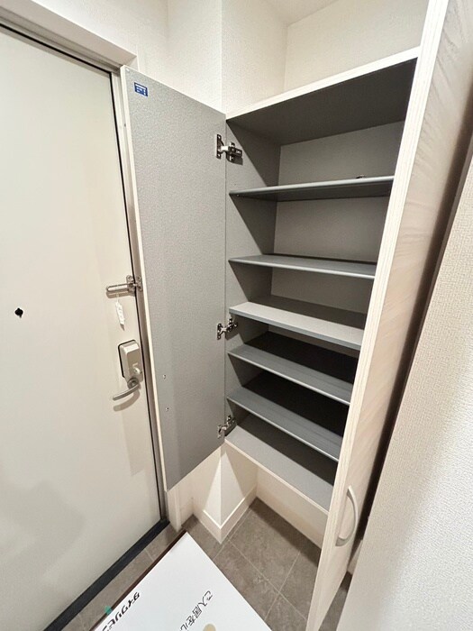 物件内観写真12　(靴箱)