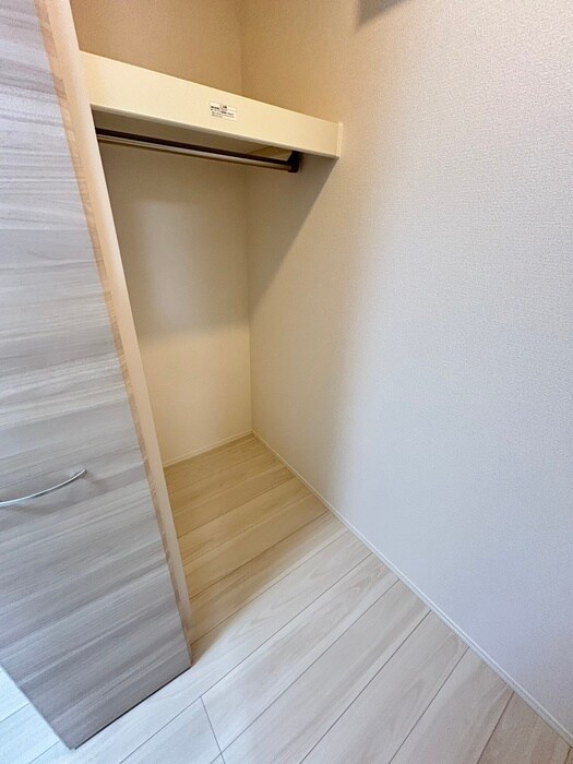 物件内観写真13　(収納)