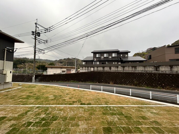 物件内観写真15　(室内からの展望)