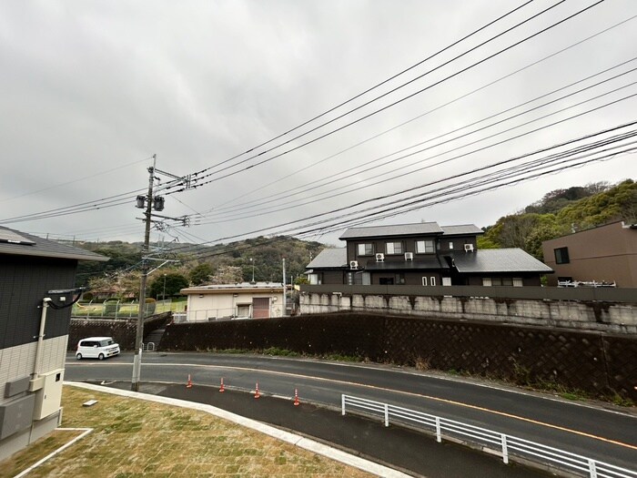 物件内観写真15　(室内からの展望)