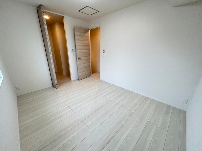 物件内観写真16　(内観写真)