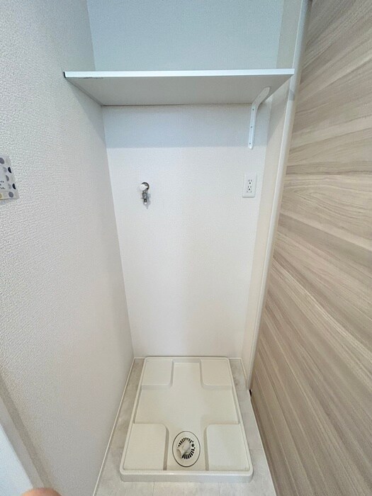 物件内観写真18　(洗濯機置場)