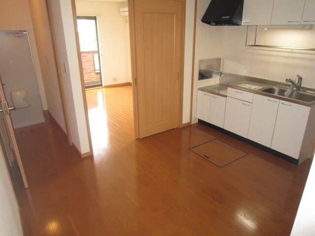 物件内観写真4　(内観写真)