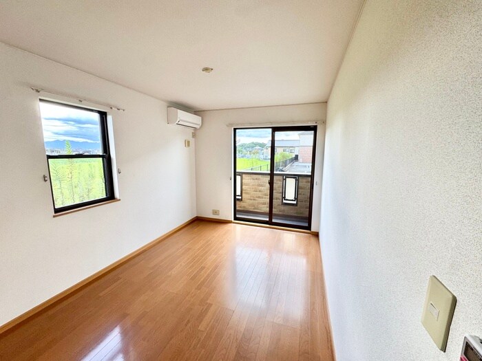 物件内観写真5　(居室)