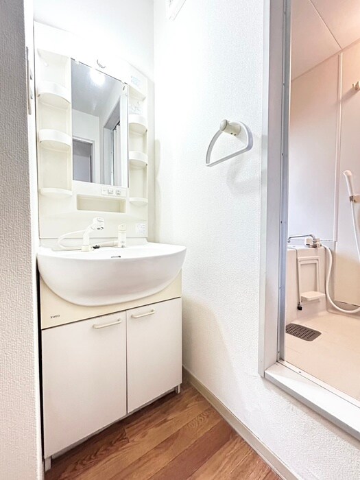 物件内観写真5　(洗面)