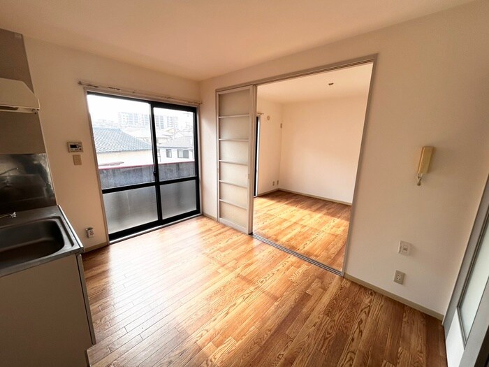 物件内観写真10　(居室)