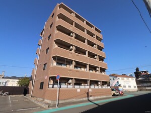 ラリーグラス22外観写真