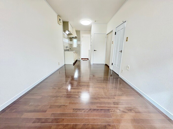 物件内観写真5　(居室)