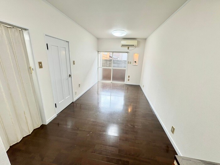 物件内観写真6　(居室)