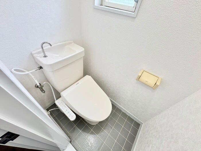 物件内観写真11　(トイレ)