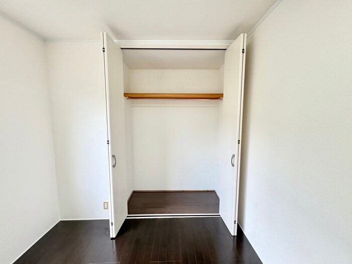 物件内観写真13　(収納)