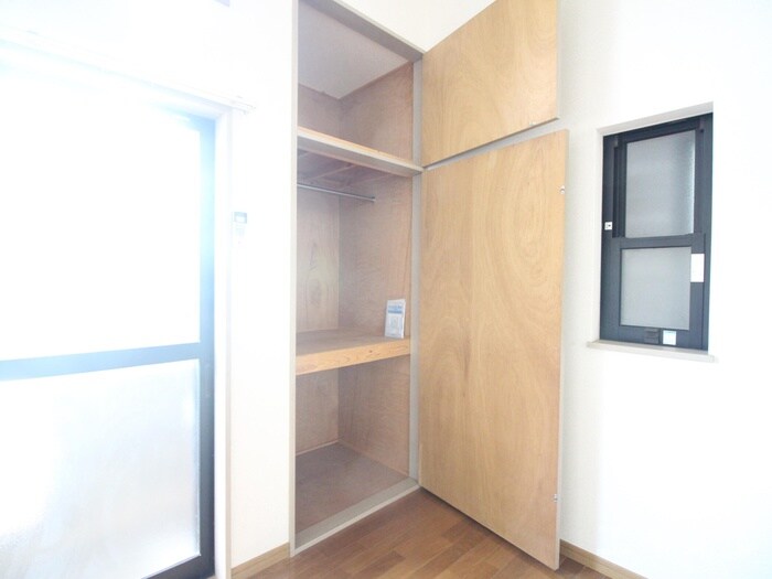 物件内観写真18　(収納)