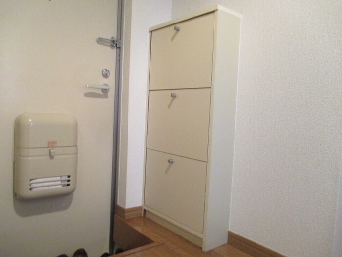物件内観写真8　(靴箱)