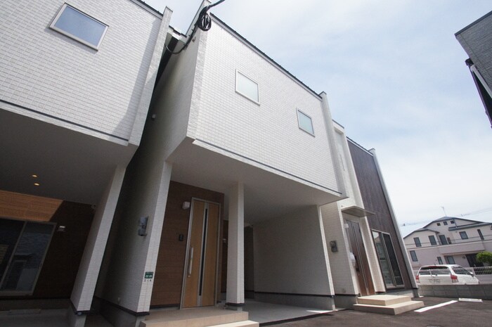 物件外観写真2　(外観写真)