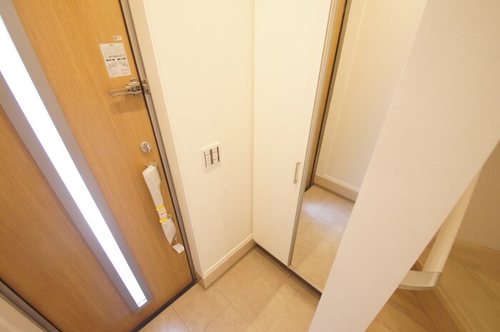 物件内観写真20　(玄関)
